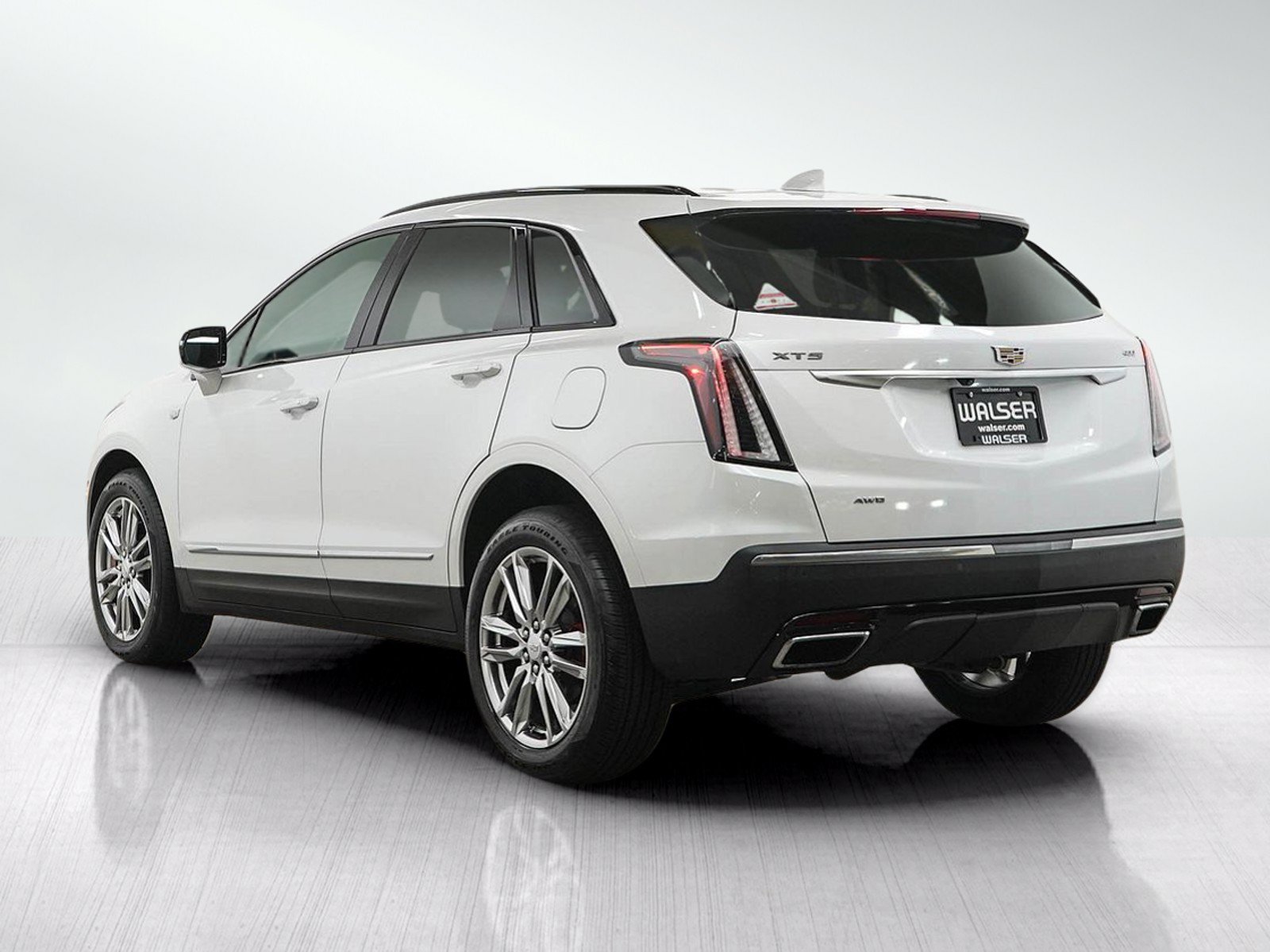 Used 2023 Cadillac XT5 Sportv AWD/4WD image 3