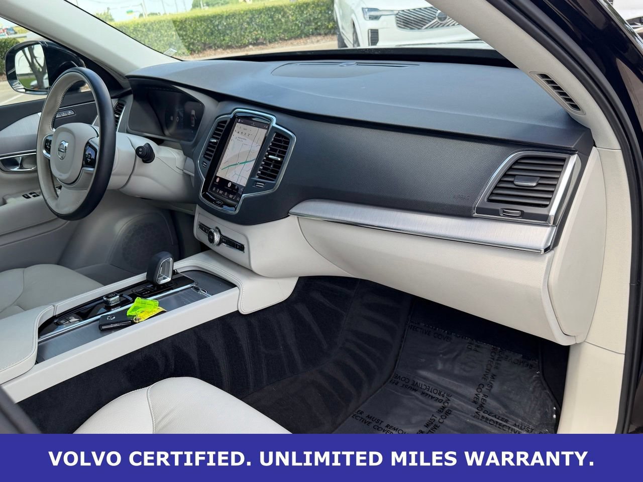 Certified 2025 Volvo XC90 B5 Core w/ Protection Package Premier AWD/4WD image 38