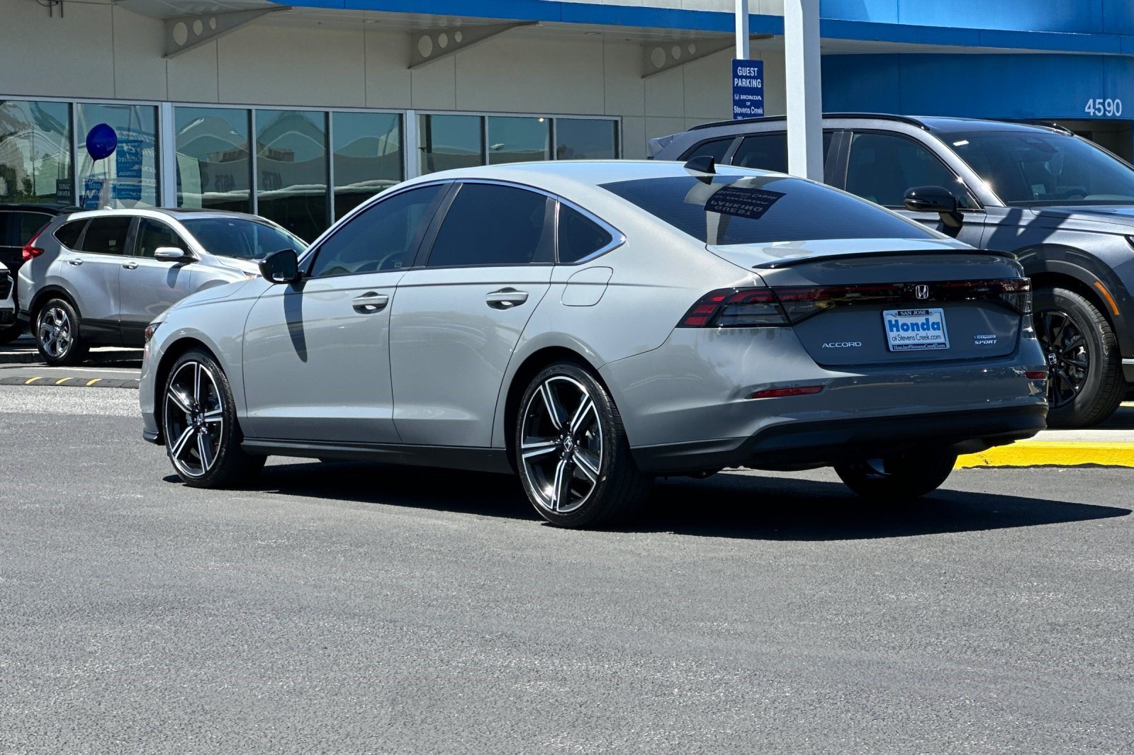 Used 2025 Honda Accord Sport image 3