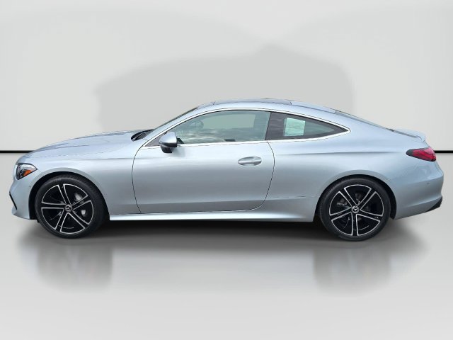 Used 2024 Mercedes-Benz CLE 300 4MATIC Coupe image 2