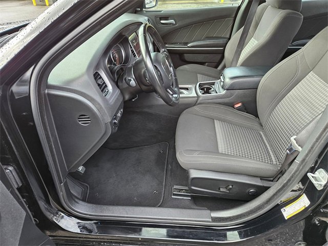 Used 2023 Dodge Charger SXT image 10