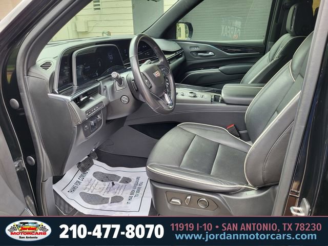 Used 2021 Cadillac Escalade Sport w/ LPO, ONYX Package AWD/4WD image 19