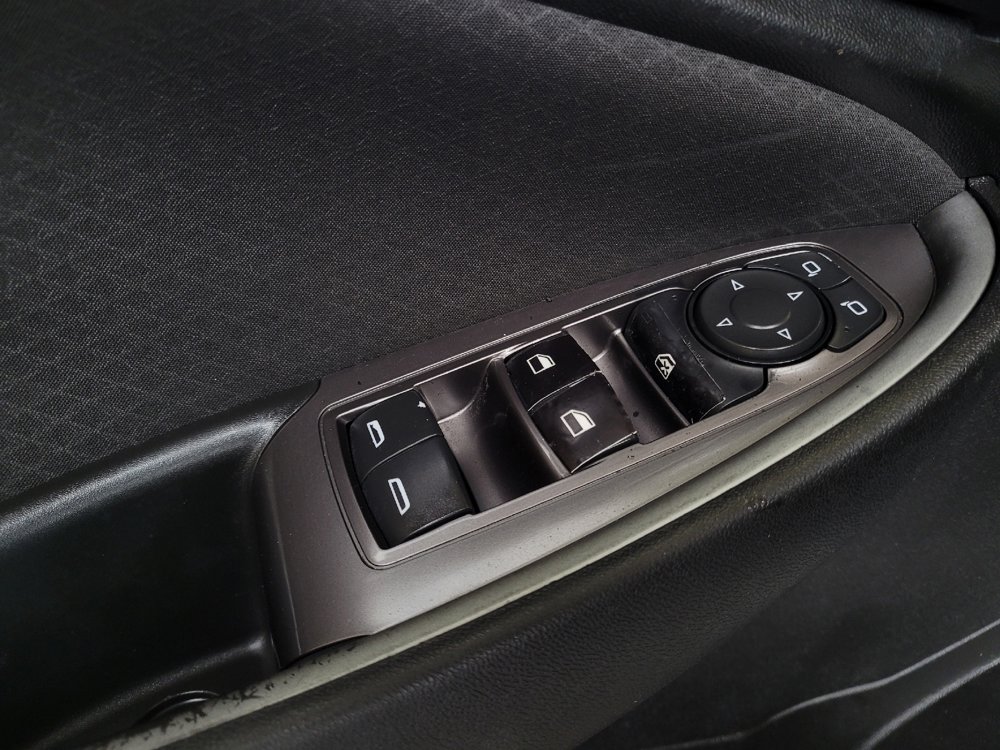 Used 2018 Chevrolet Malibu LS FWD image 27