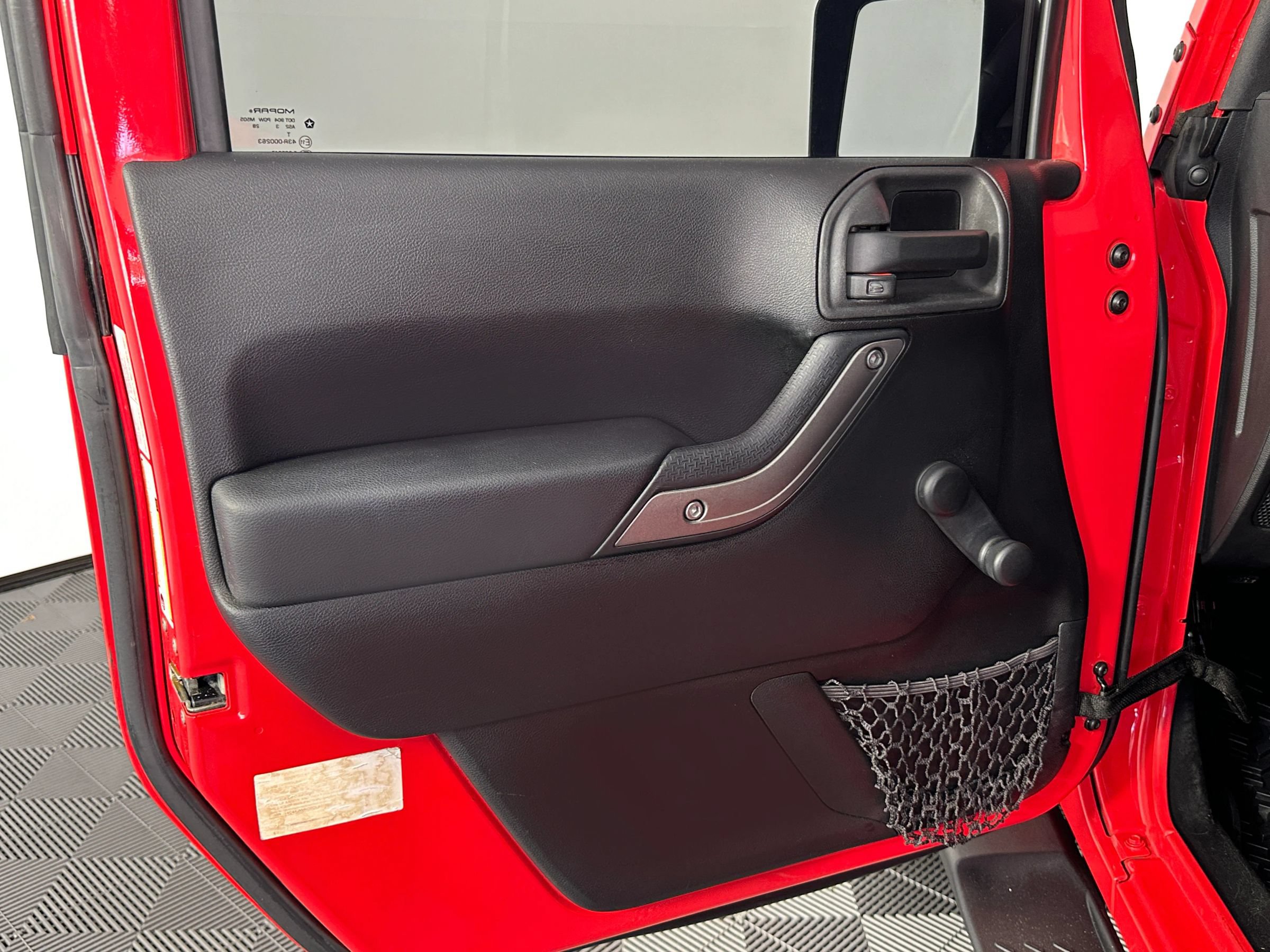 Used 2013 Jeep Wrangler Sport w/ Connectivity Group AWD/4WD image 32