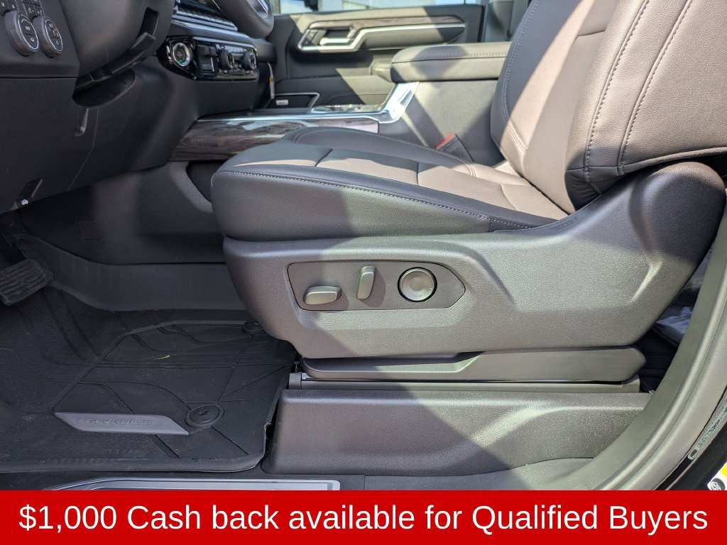 New 2026 Chevrolet Silverado 2500 LTZ w/ LTZ Plus Package AWD/4WD image 12