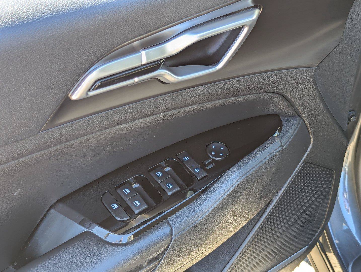 Used 2024 Kia Sportage EX FWD image 11