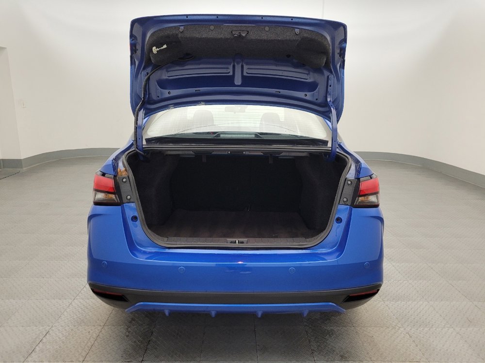 Used 2024 Nissan Versa SV w/ Trunk Package image 29