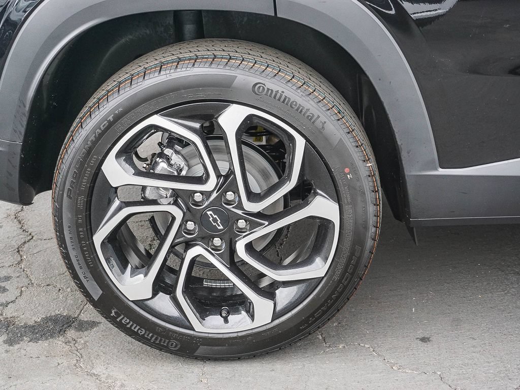 New 2026 Chevrolet Trax RS w/ Driver Confidence Package FWD image 8