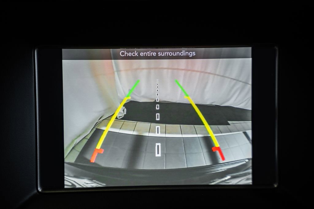 Certified 2019 Jeep Grand Cherokee Laredo w/ Security & Convenience Group image 40