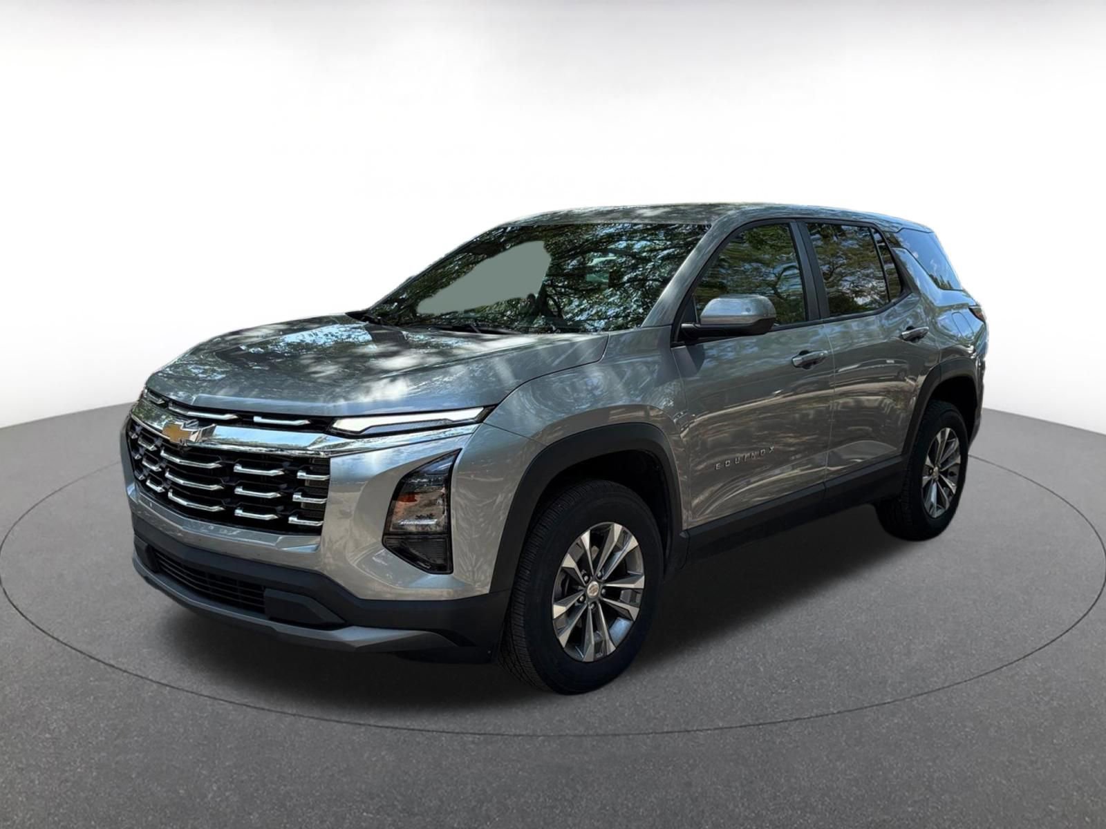 Used 2025 Chevrolet Equinox LT FWD image 9