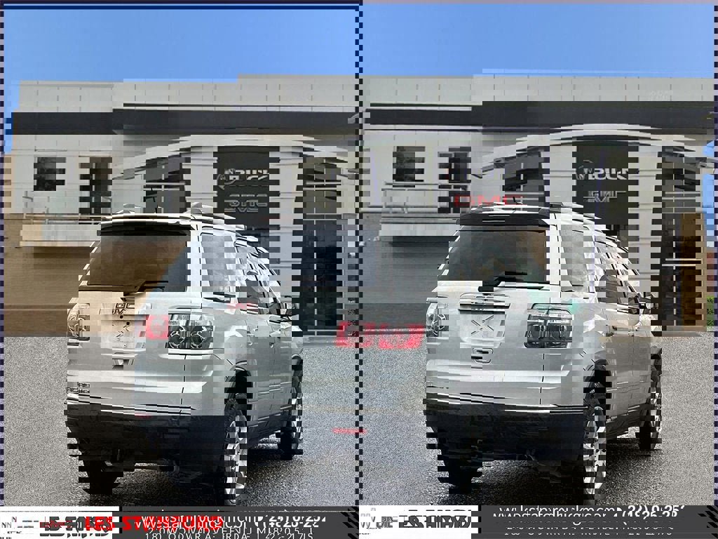 Used 2011 GMC Acadia SLE image 6