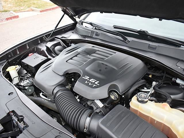 Used 2020 Dodge Charger SXT w/ Plus Group image 24