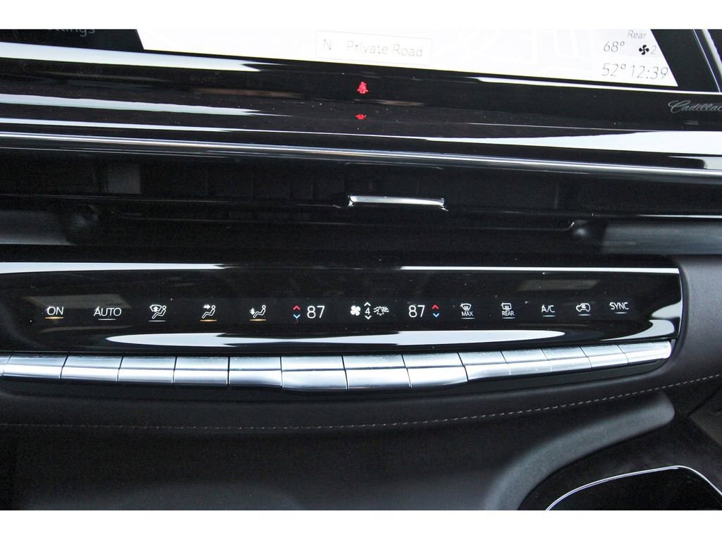 Used 2021 Cadillac Escalade Sport Platinum AWD/4WD image 25