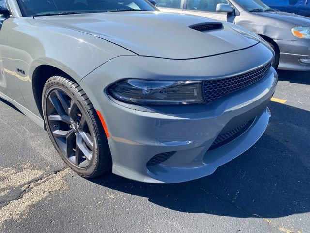 Used 2023 Dodge Charger R/T w/ Blacktop Package image 3