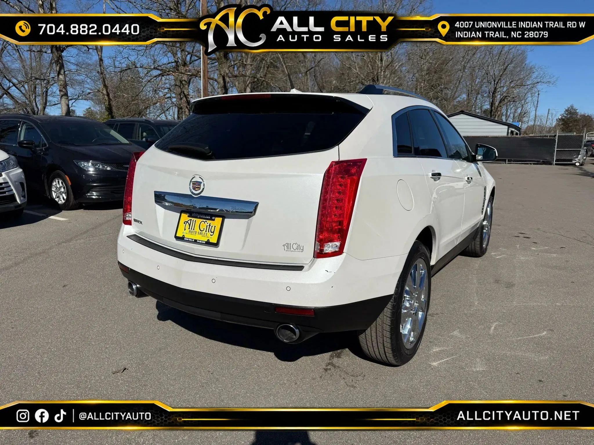 Used 2010 Cadillac SRX Premium FWD image 7