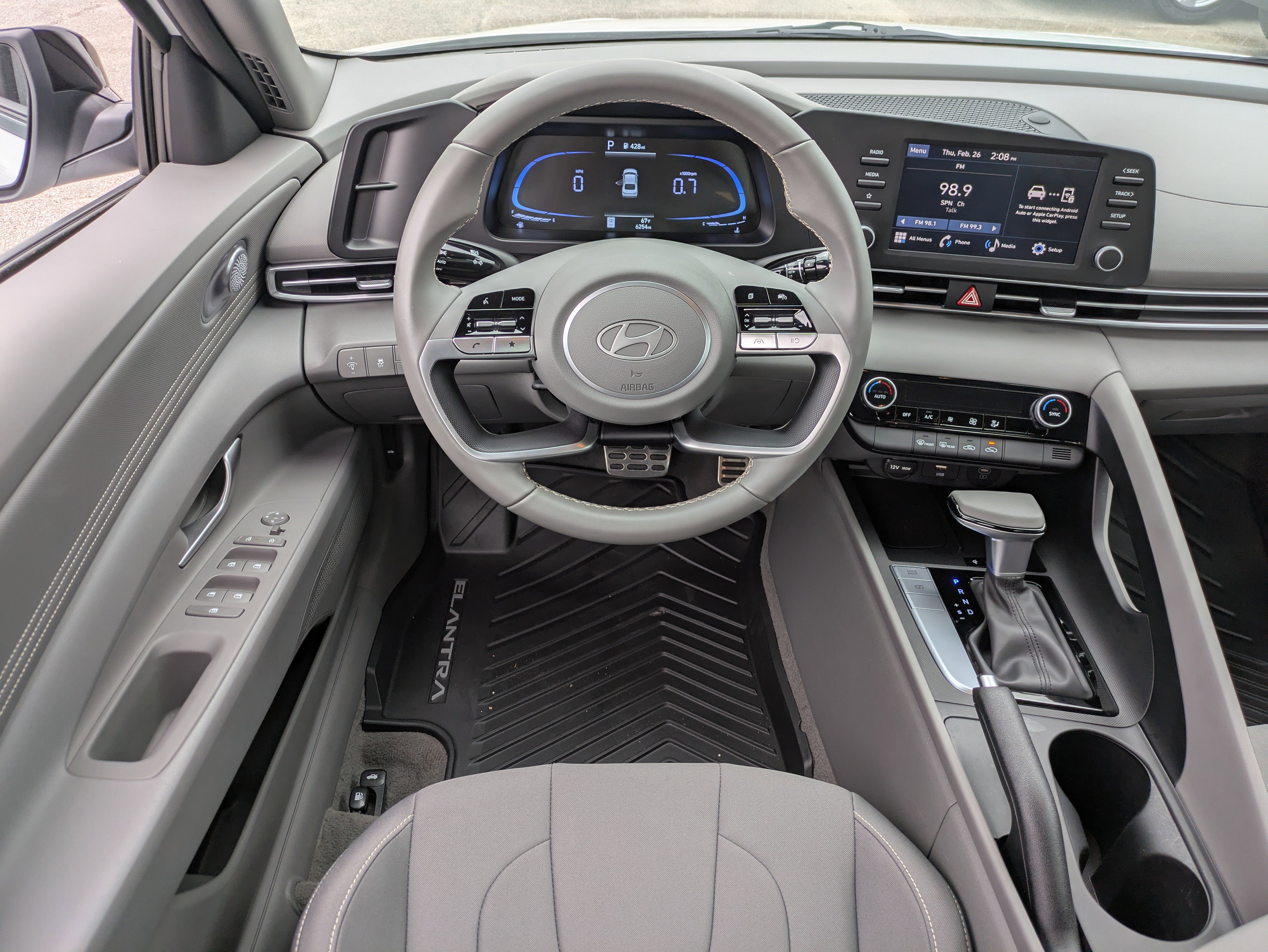 Certified 2025 Hyundai Elantra Sport image 14