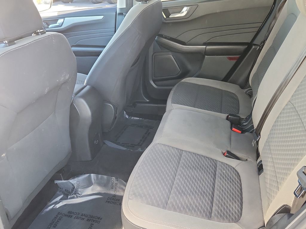 Used 2021 Ford Escape SE image 9