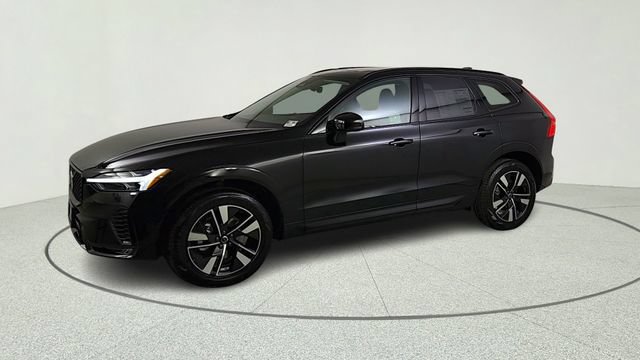 New 2026 Volvo XC60 B5 Plus w/ Climate Package AWD/4WD image 3