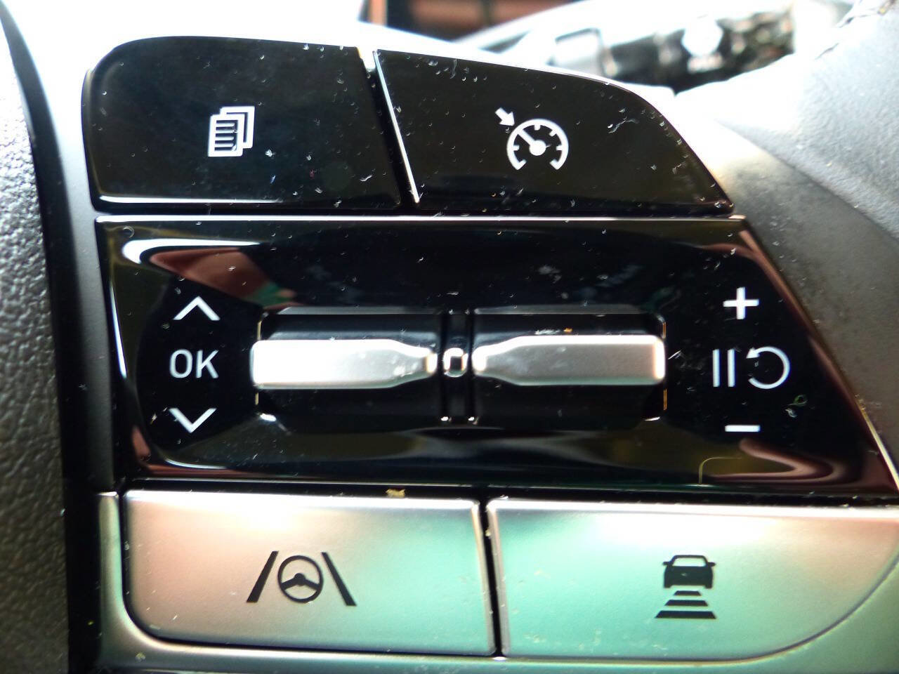 Used 2021 Hyundai Elantra SEL w/ Convenience Package image 29