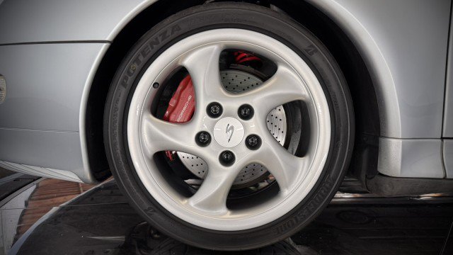 Used 1996 Porsche 911 image 26