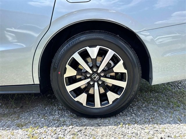 New 2026 Honda Odyssey EX-L image 3