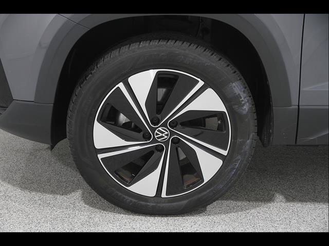 Certified 2023 Volkswagen Taos SE AWD/4WD image 22