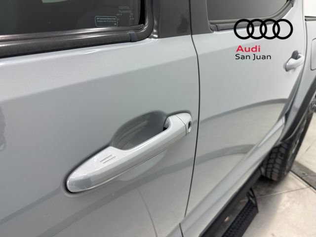 Used 2019 Toyota Tacoma TRD Off-Road w/ Technology Package image 8