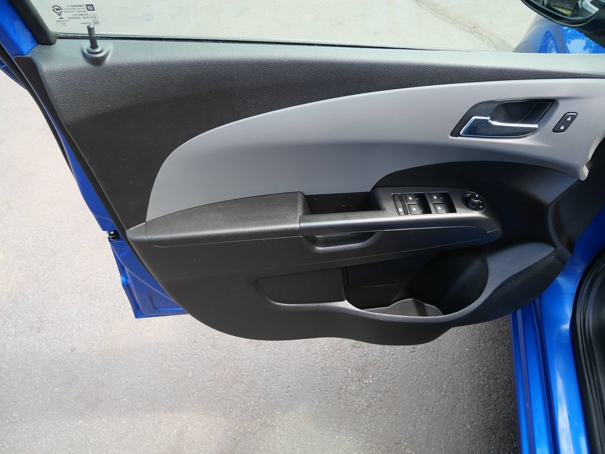 Used 2018 Chevrolet Sonic LT FWD image 16