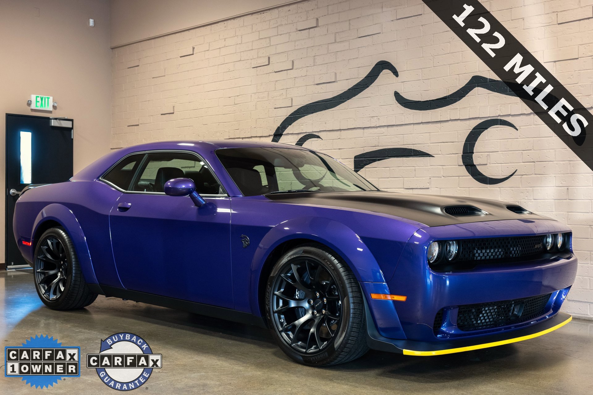 Used 2023 Dodge Challenger SRT Hellcat image 1