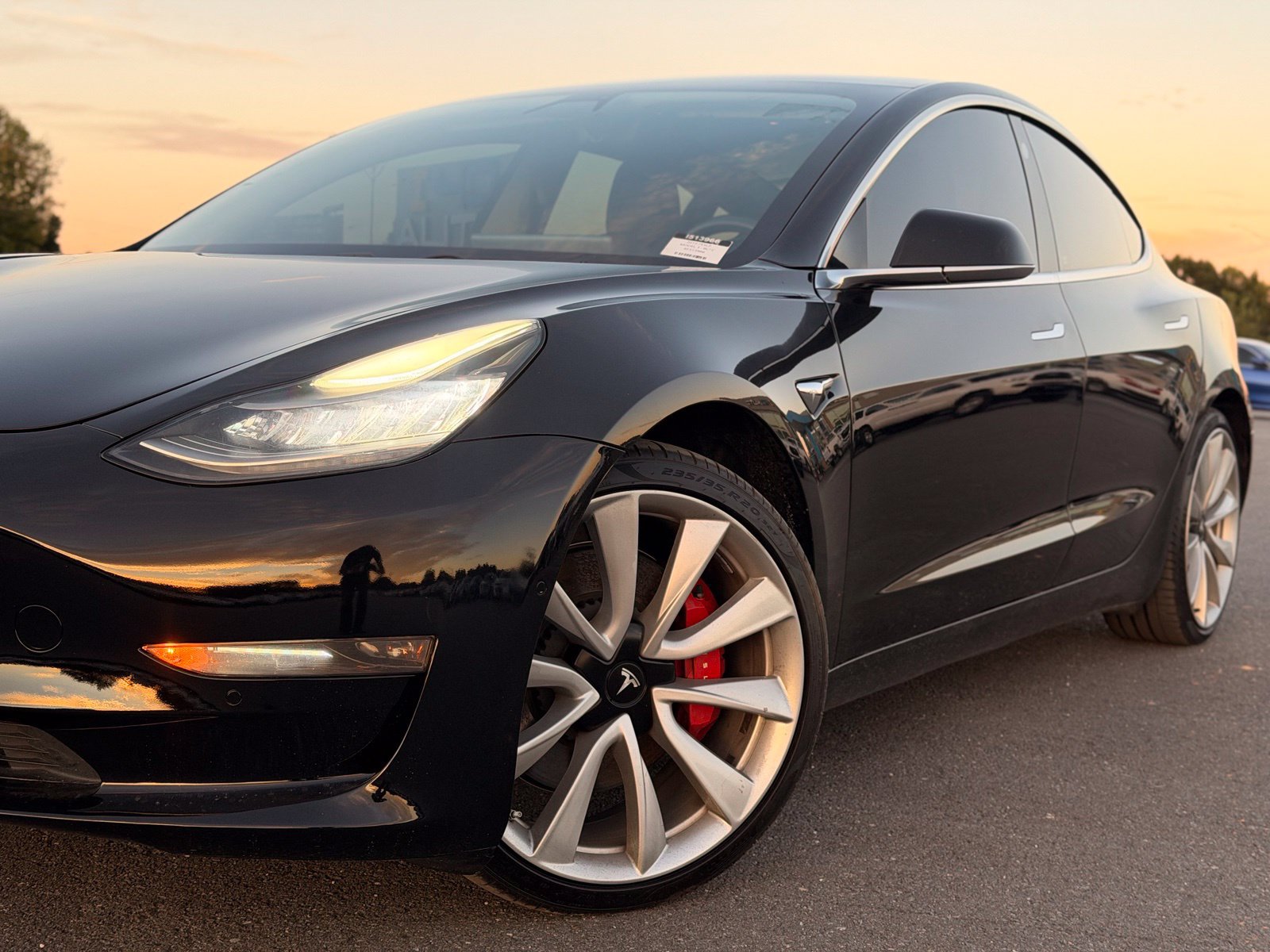 Used 2019 Tesla Model 3 Long Range AWD/4WD image 4