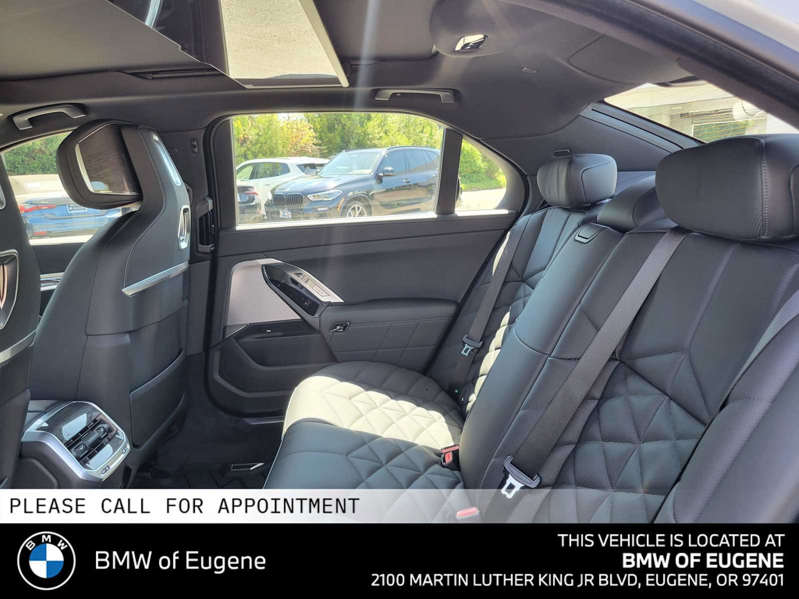 New 2026 BMW 740i xDrive w/ Premium Package AWD/4WD image 20