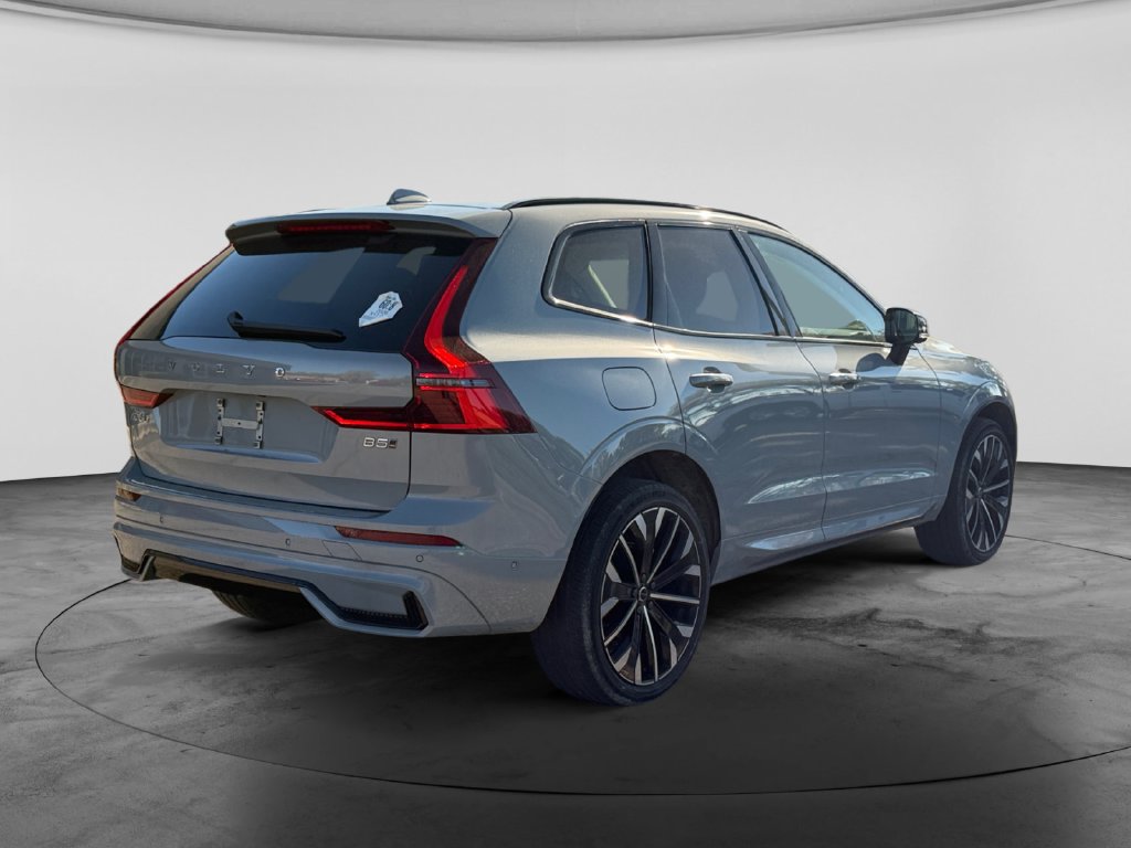 Used 2026 Volvo XC60 B5 Ultra AWD/4WD image 7