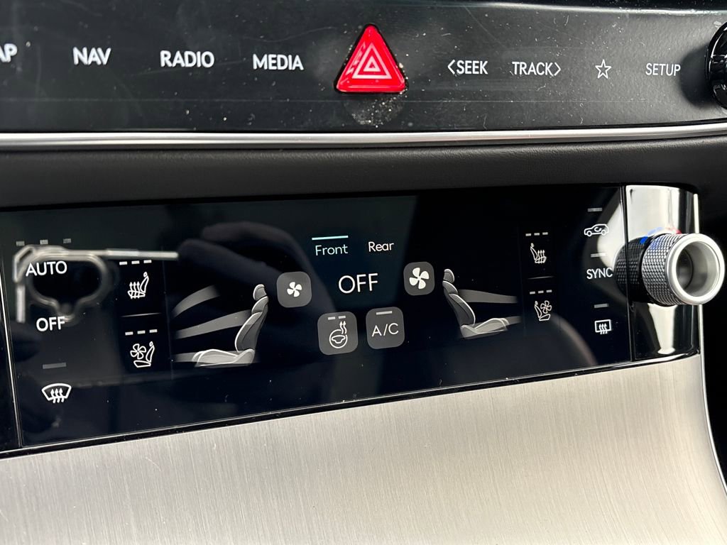 New 2026 Genesis GV70 3.5T Sport Advanced AWD/4WD image 18