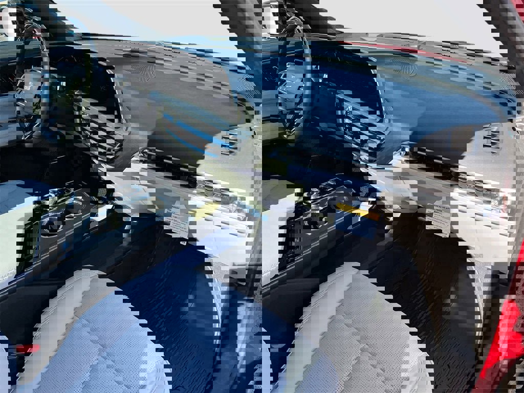 New 2026 Cadillac Lyriq Luxury image 29