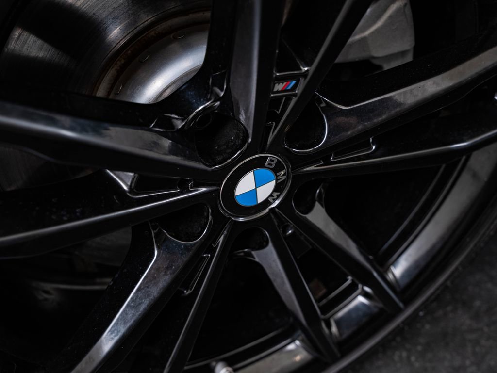 Used 2023 BMW 330i xDrive Sedan w/ M Sport Package image 8