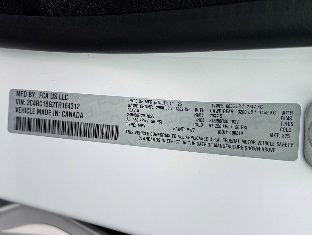 New 2026 Chrysler Pacifica Select image 36