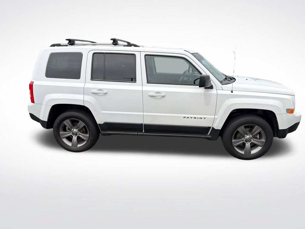 Used 2016 Jeep Patriot Sport w/ Power Value Group AWD/4WD image 6
