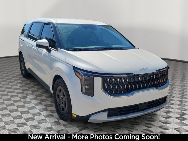 Used 2025 Kia Carnival