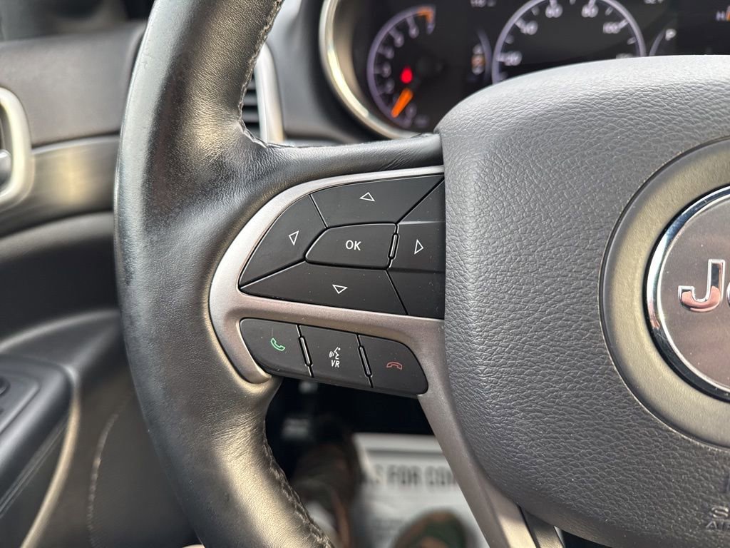 Used 2020 Jeep Grand Cherokee Altitude image 24