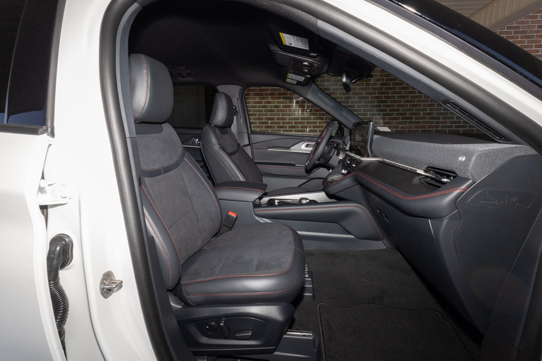 New 2026 Ford Explorer ST AWD/4WD image 21
