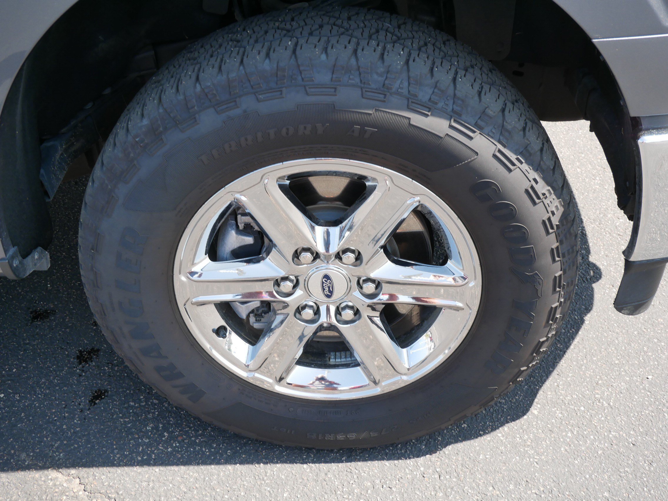 Used 2025 Ford F150 XLT w/ Equipment Group 301A Standard AWD/4WD image 15
