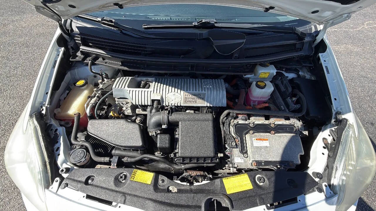 Used 2011 Toyota Prius Two w/ Preferred Accessory Pkg image 17