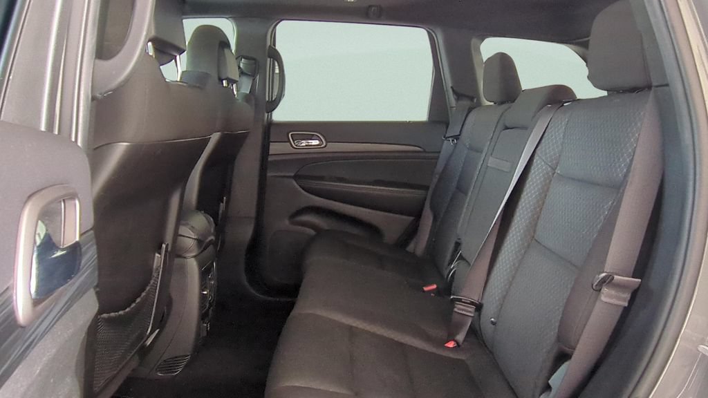 Used 2021 Jeep Grand Cherokee Freedom Edition AWD/4WD image 10
