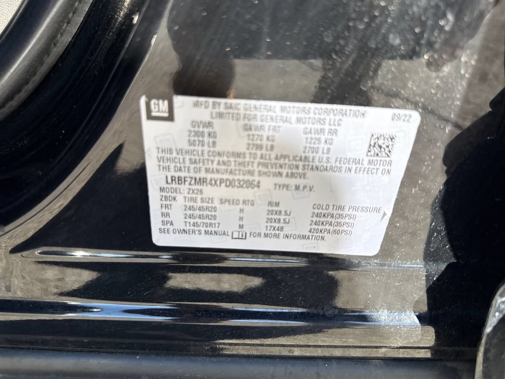 Used 2023 Buick Envision Preferred w/ Sport Touring Package AWD/4WD image 28