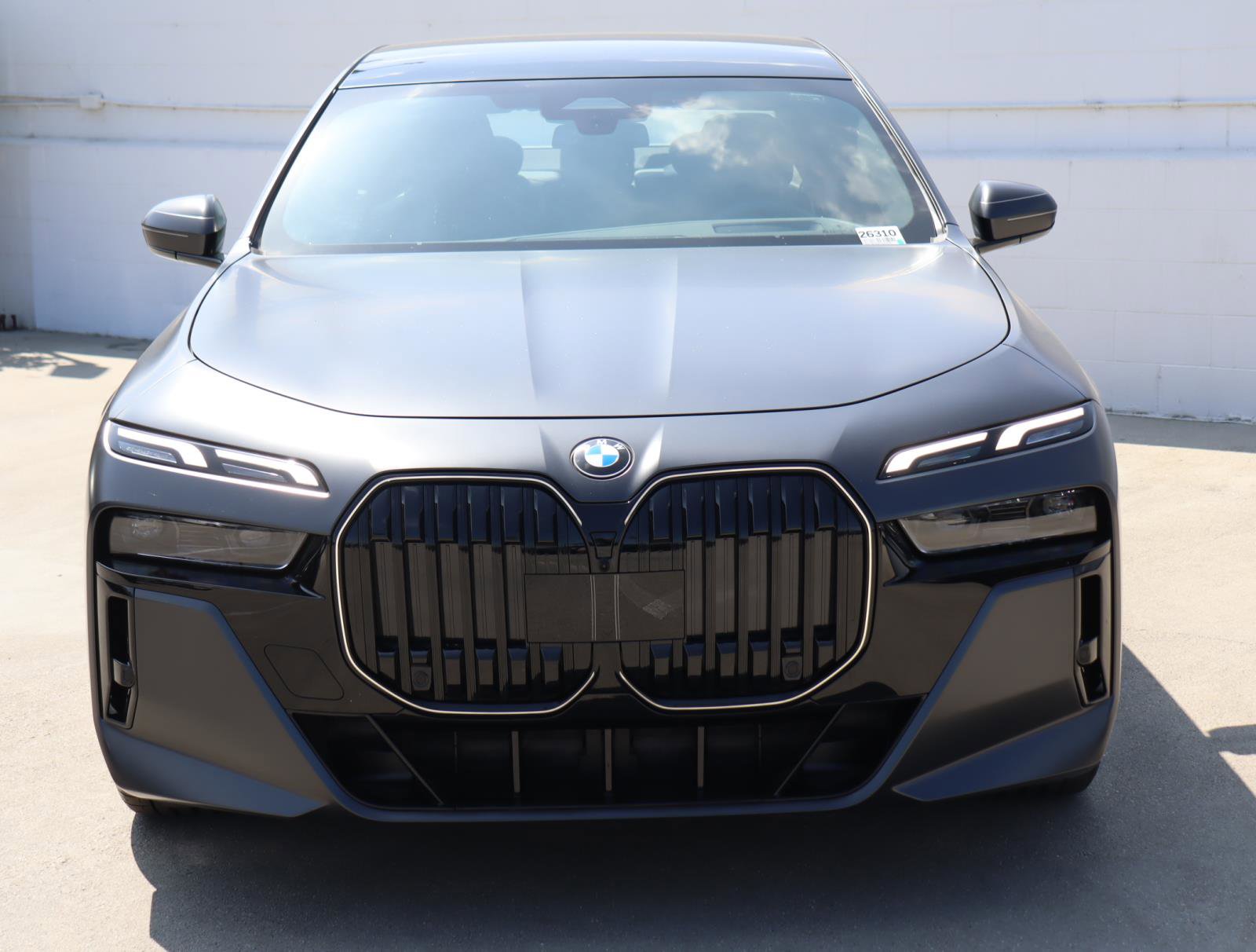 New 2026 BMW 740i w/ Premium Package image 3