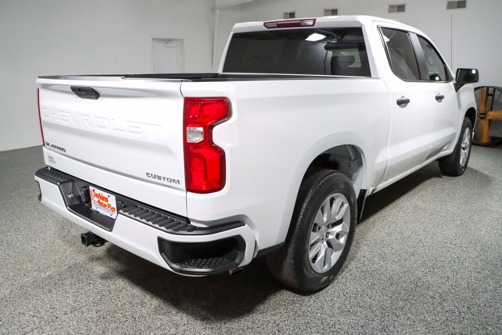 Used 2021 Chevrolet Silverado 1500 Custom RWD image 7