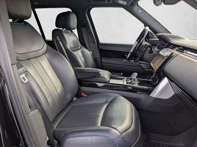 Used 2023 Land Rover Range Rover SE image 17