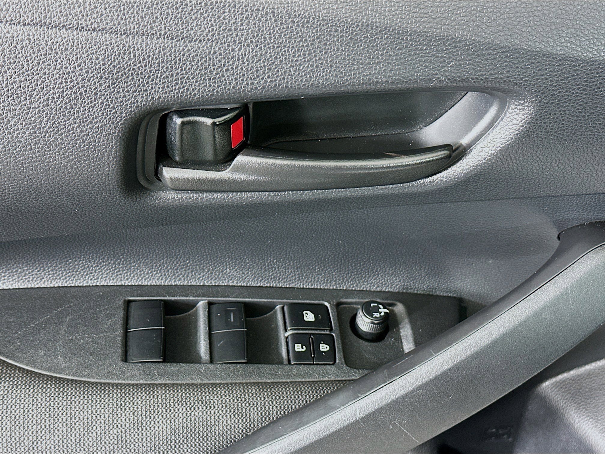 Used 2025 Toyota Corolla LE image 15