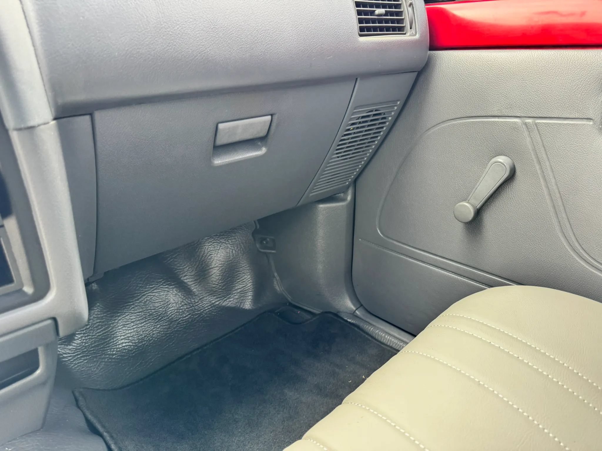 Used 1994 Toyota Pickup 2WD Regular Cab image 20