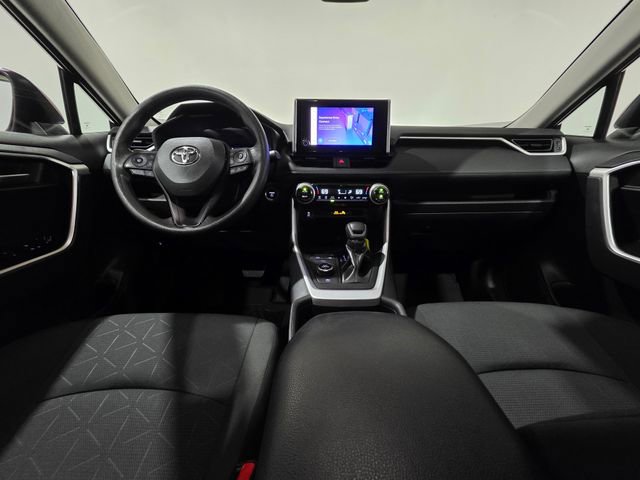 Used 2025 Toyota RAV4 XLE AWD/4WD image 14